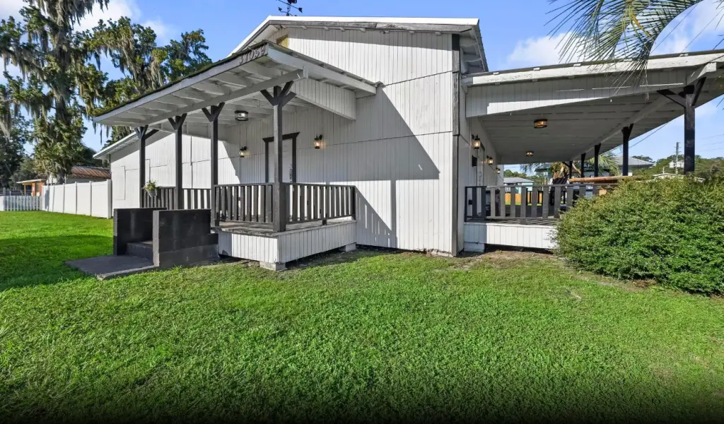 outdoor patio for baby showers at 1881 Occasions in Hilliard, FL
